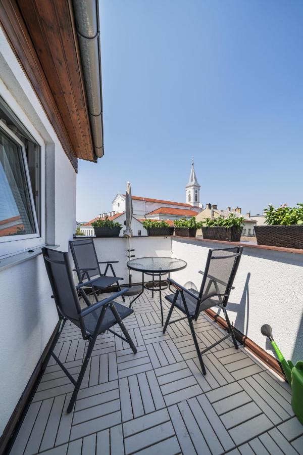 City Lodge Виена Екстериор снимка